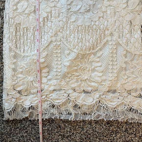 White dress - Picture 10 of 14